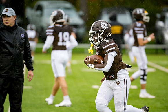 hc23_football_ah1_0031