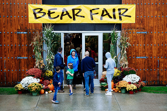 hc23_bearfair_jk2_1812