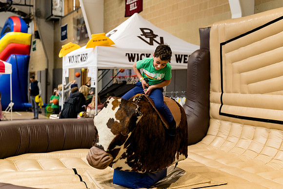 hc23_bearfair_ah_0038
