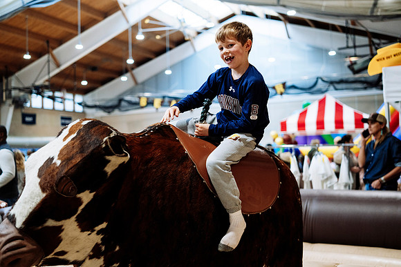 hc23_bearfair_jk1_3553