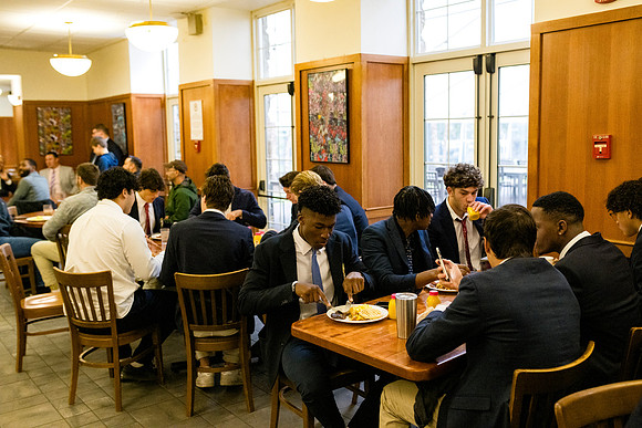 hc23_fballbfast_ah_0032