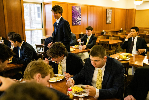 hc23_fballbfast_ah_0018
