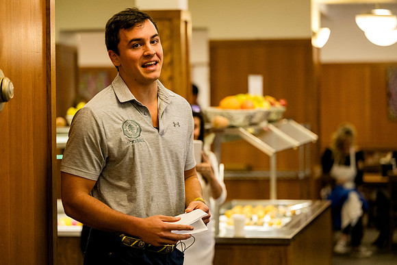 hc23_fballbfast_ah_0081