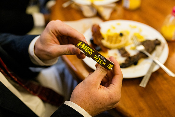 hc23_fballbfast_ah_0042