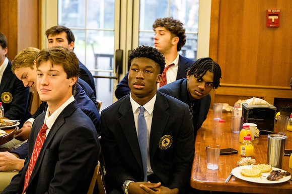 hc23_fballbfast_ah_0093