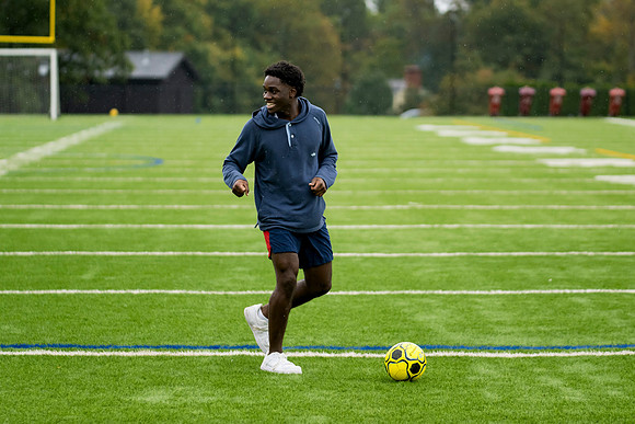 hc23_alumnisoccer_ah_0032b