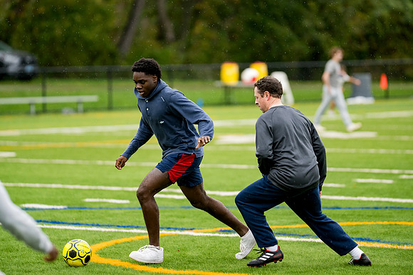 hc23_alumnisoccer_ah_0025