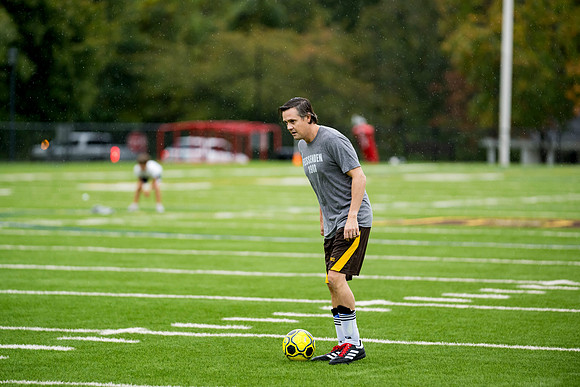 hc23_alumnisoccer_ah_0022