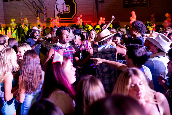 hc23_dance_us_ah_0088