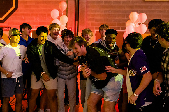hc23_dance_us_ah_0067b