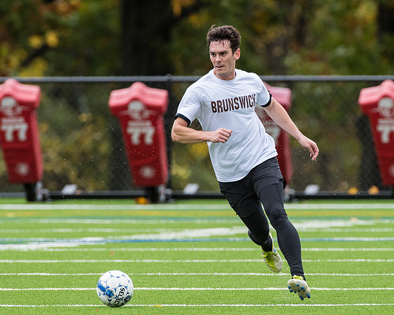 alumni_soccer16_db_4564