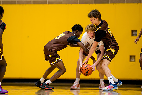 basketball_jv_2024-120-07_ah_0130