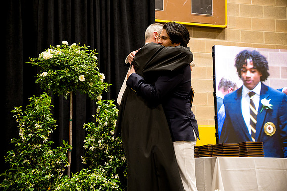 graduation25_diploma_ah_0755