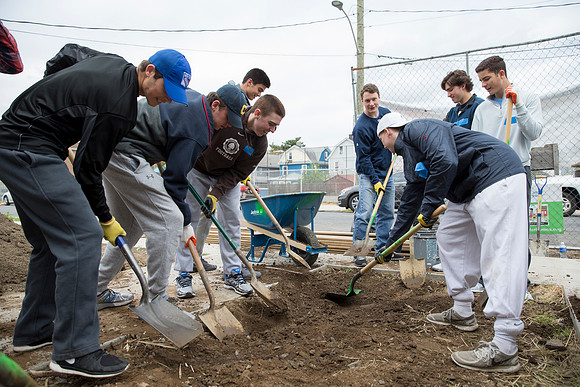 commserv16_habitatforhumanity_mg_6893