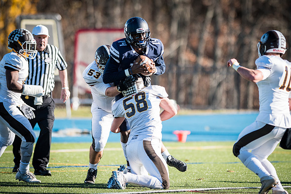 football_nepsac16_wkl_3754