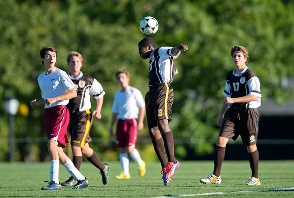 homecoming14_soccer_3rdsbrown_db_9587
