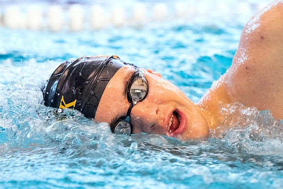 swimming_2018_dburns_4111