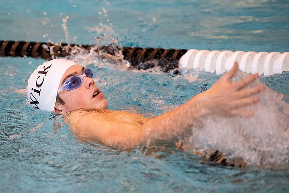 swimming_2018_dburns_3408