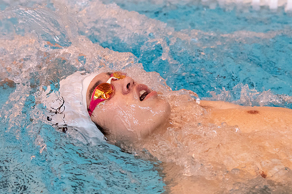 swimming_2018_dburns_3435