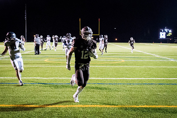 football_2017-09-29_wkl__9246