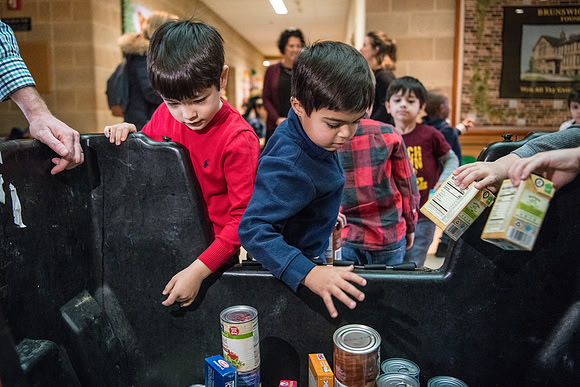 thanksgiving18_fooddrive_ps_wkl_9955