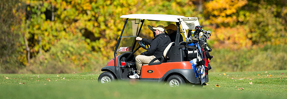 alumni_golfouting13_db_3389
