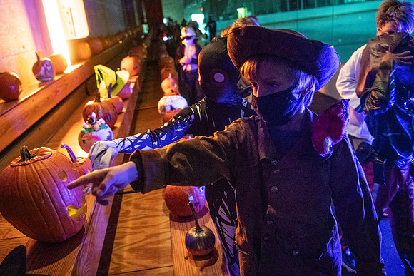 pumpkinparade_psls_wkl_4089