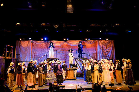 hmspinafore_springmusical25_sat2_us_ah_0209