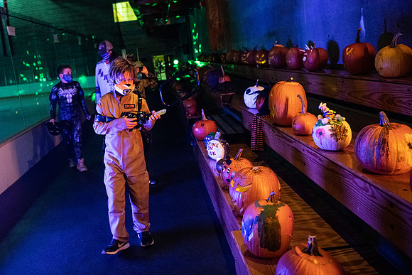 pumpkinparade_psls_wkl_4134