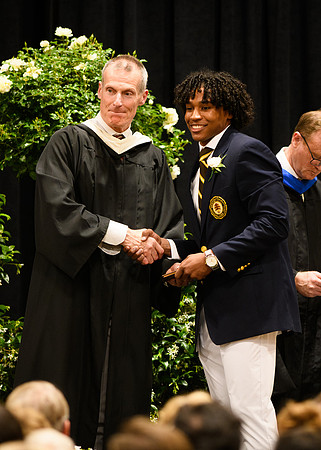 graduation25_diploma_wkl1_5016-2