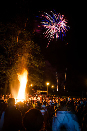 hc15_bonfireworks15_wkl_3357
