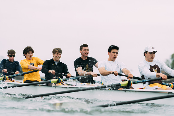 crew_2019-05-01_jk_9735