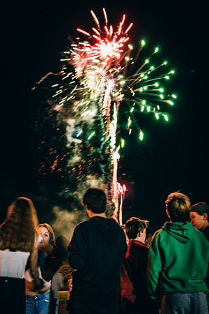 hc18_bonfireworks_jk_3894