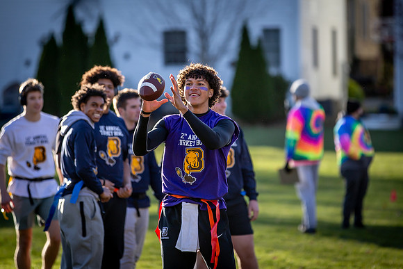 turkeybowl23_us_jfess1_8071