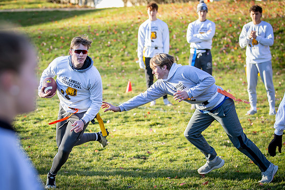 turkeybowl23_us_jfess1_8225
