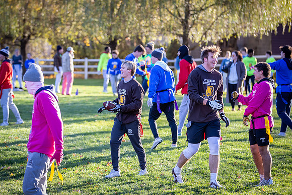 turkeybowl23_us_jfess1_8424