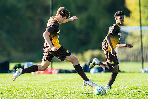 soccer_jv_2021-10-20_dburns_6877