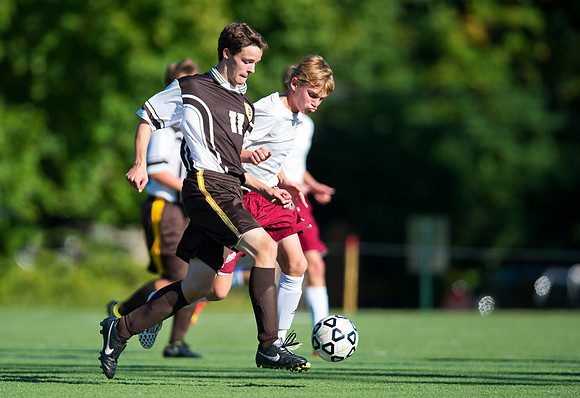 homecoming14_soccer_3rdsbrown_db_9429