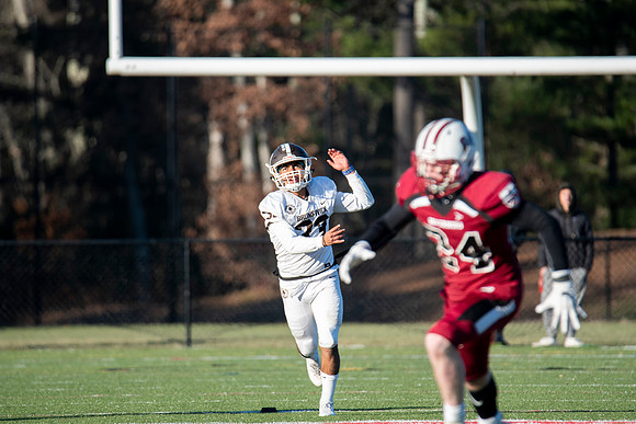 football_nepsac19_rmcc_5810