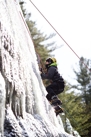 campdudley16_iceclimbing_bd_5677