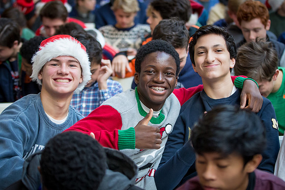 holiday_allschool16_jfess_6453