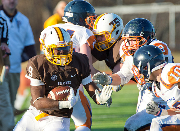 football_nepsac15_db_8345