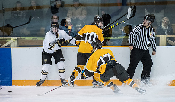 hockey_2016-12-10_dburns_6418