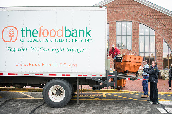 thanksgiving18_fooddrive_ls_wkl_9940