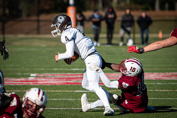 football_nepsac19_wkl8_1404