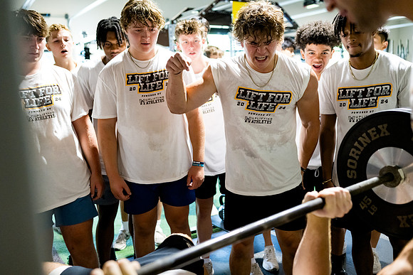 football_2024-08-01_liftforlife_ah_0224
