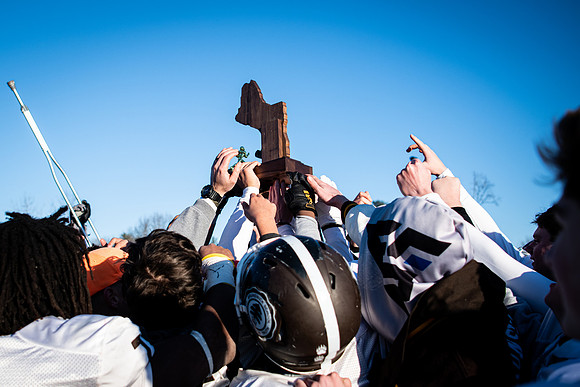 football_nepsac19_wkl8_1877
