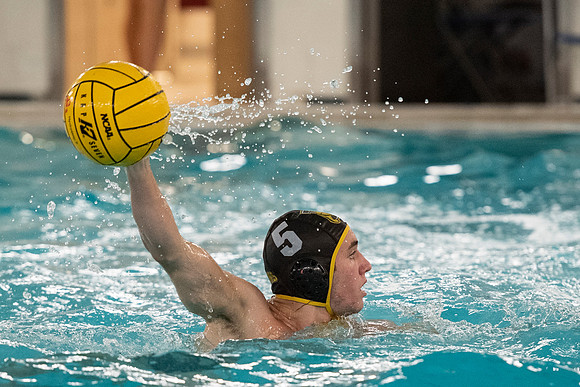 waterpolo_2021-10-09_varsitya_dburns_4279