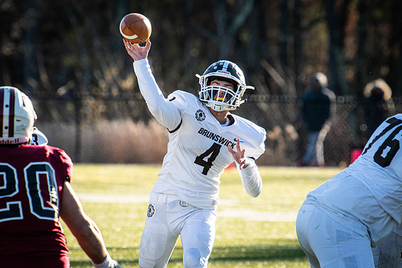 football_nepsac19_wkl5_3060