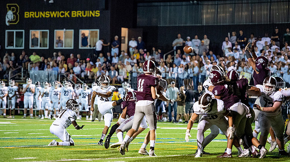 football_2018-09-14_dburns_0394